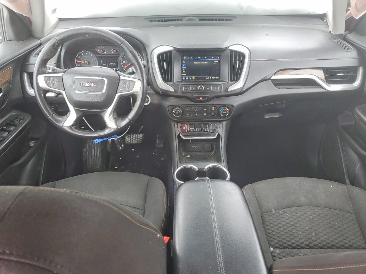 2018 GMC TERRAIN SLE photo 8