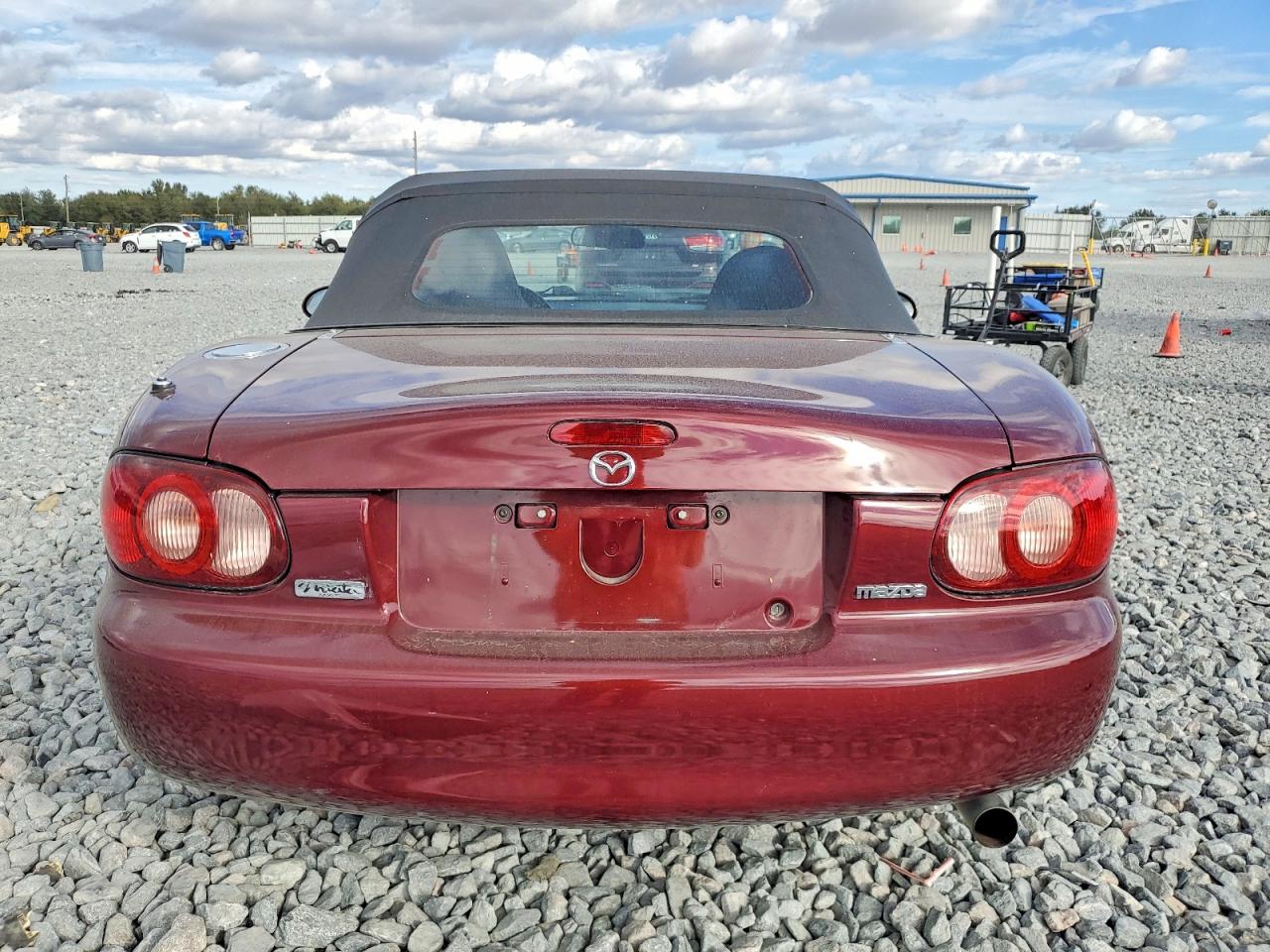 2003 MAZDA MX-5 MIATA BASE photo 6