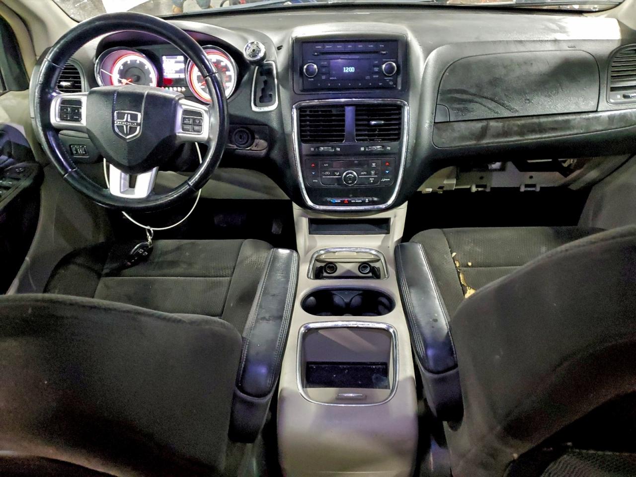 2012 DODGE GRAND CARAVAN CREW photo 8