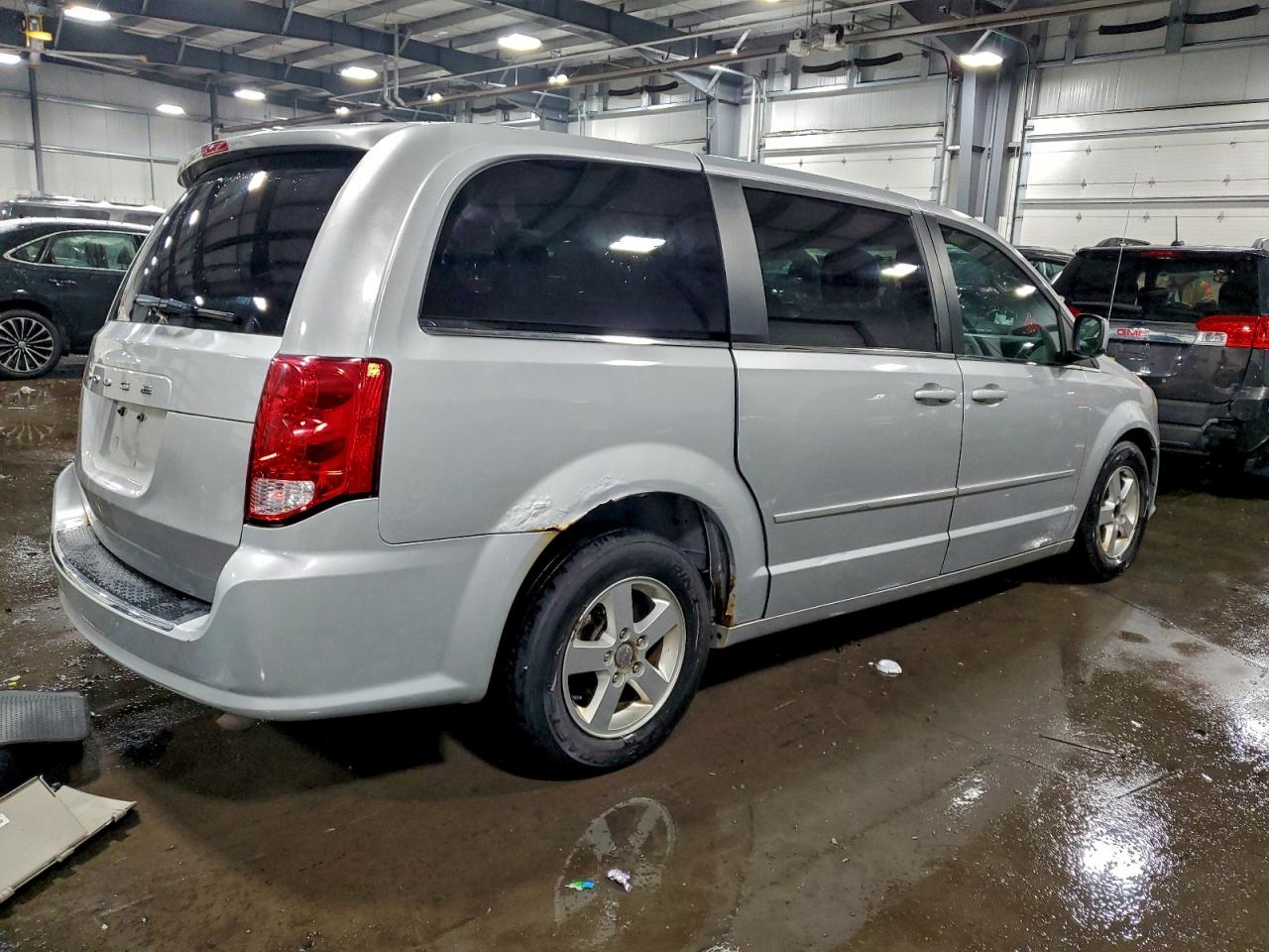 2012 DODGE GRAND CARAVAN CREW photo 3