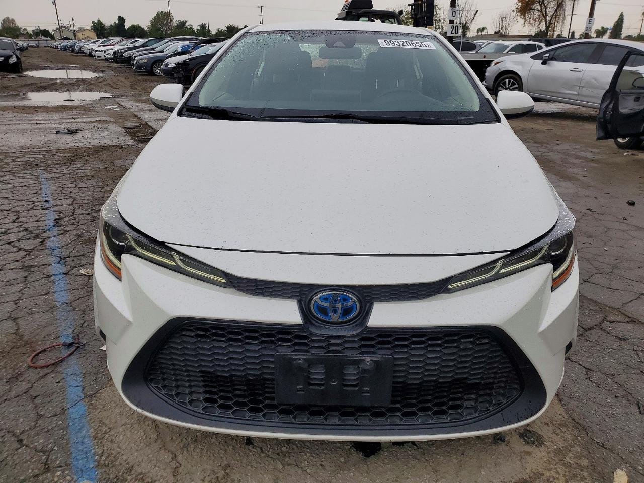 2021 TOYOTA COROLLA LE photo 5