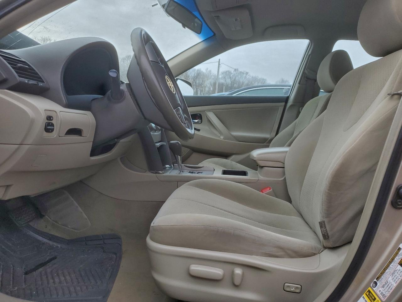 2009 TOYOTA CAMRY BASE photo 7