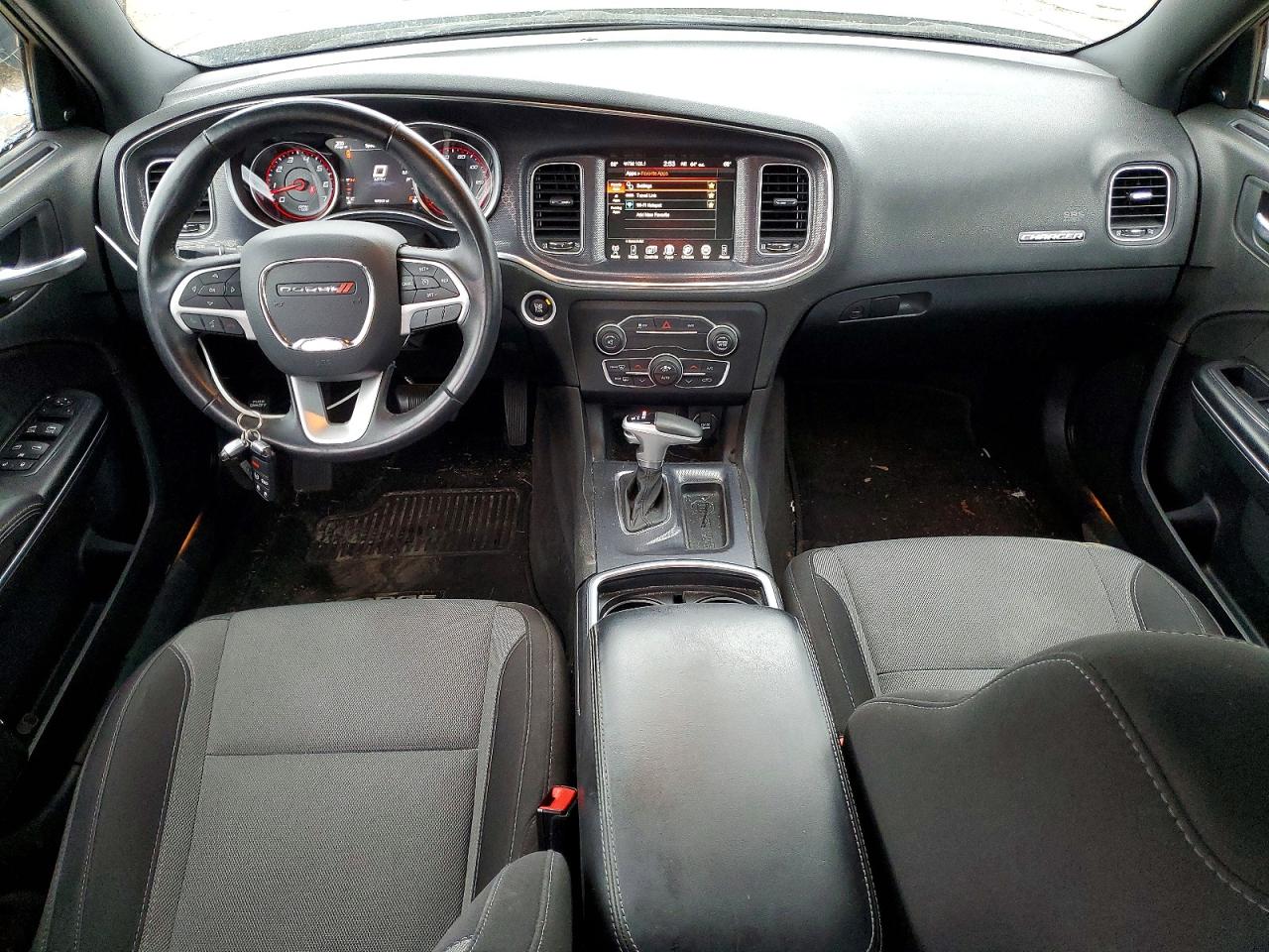 2016 DODGE CHARGER SXT photo 8