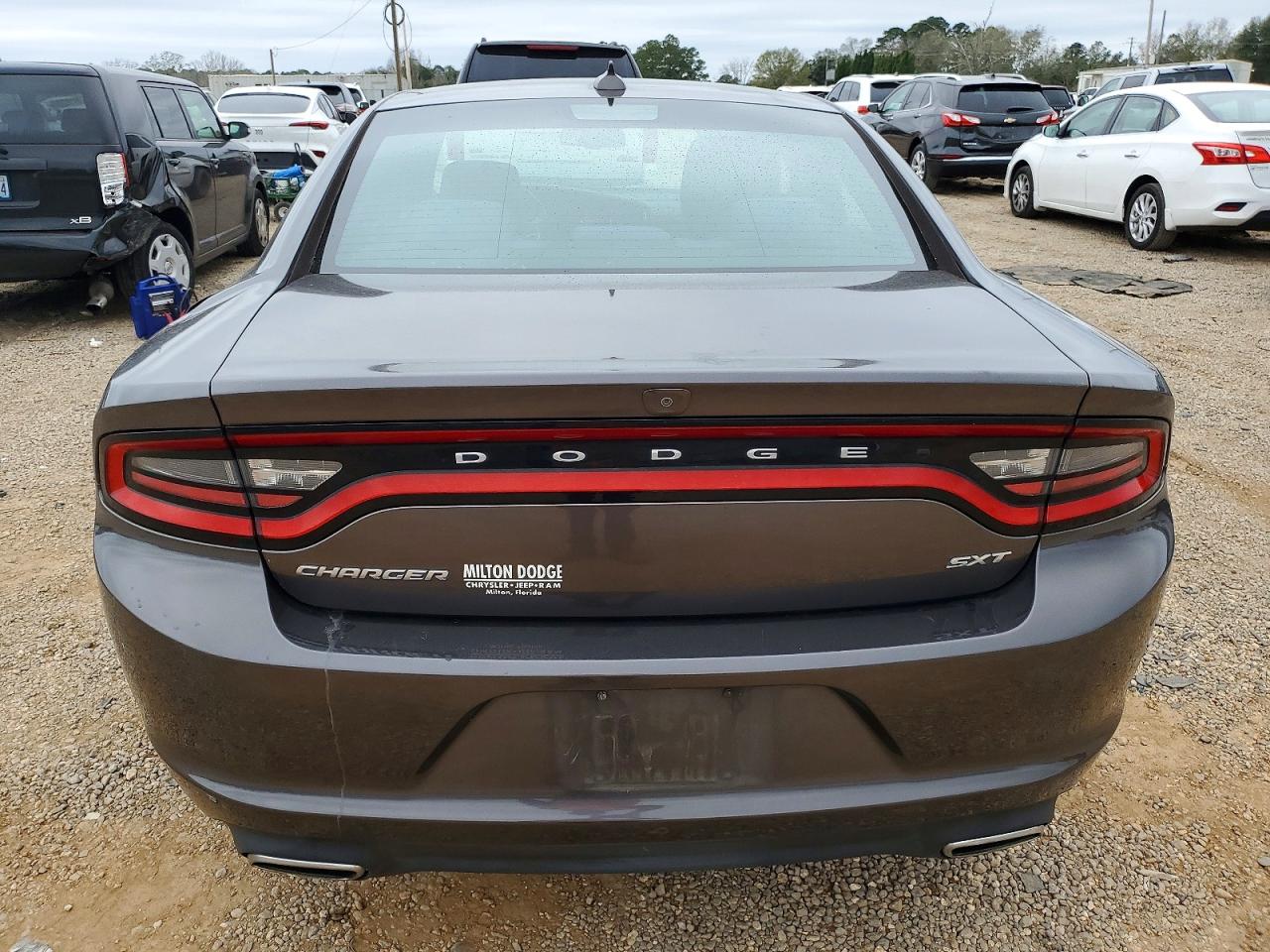 2016 DODGE CHARGER SXT photo 6