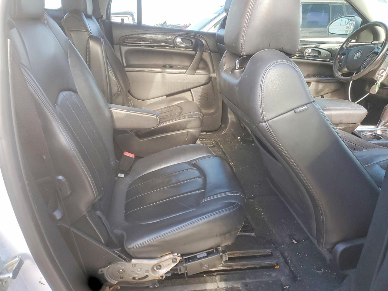2016 BUICK ENCLAVE photo 10
