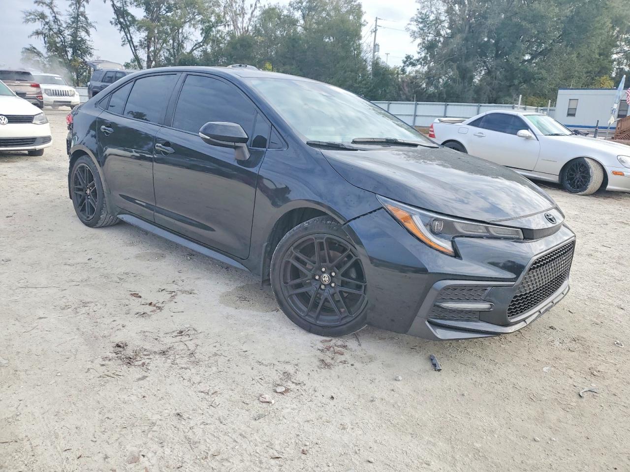 2020 TOYOTA COROLLA SE photo 4