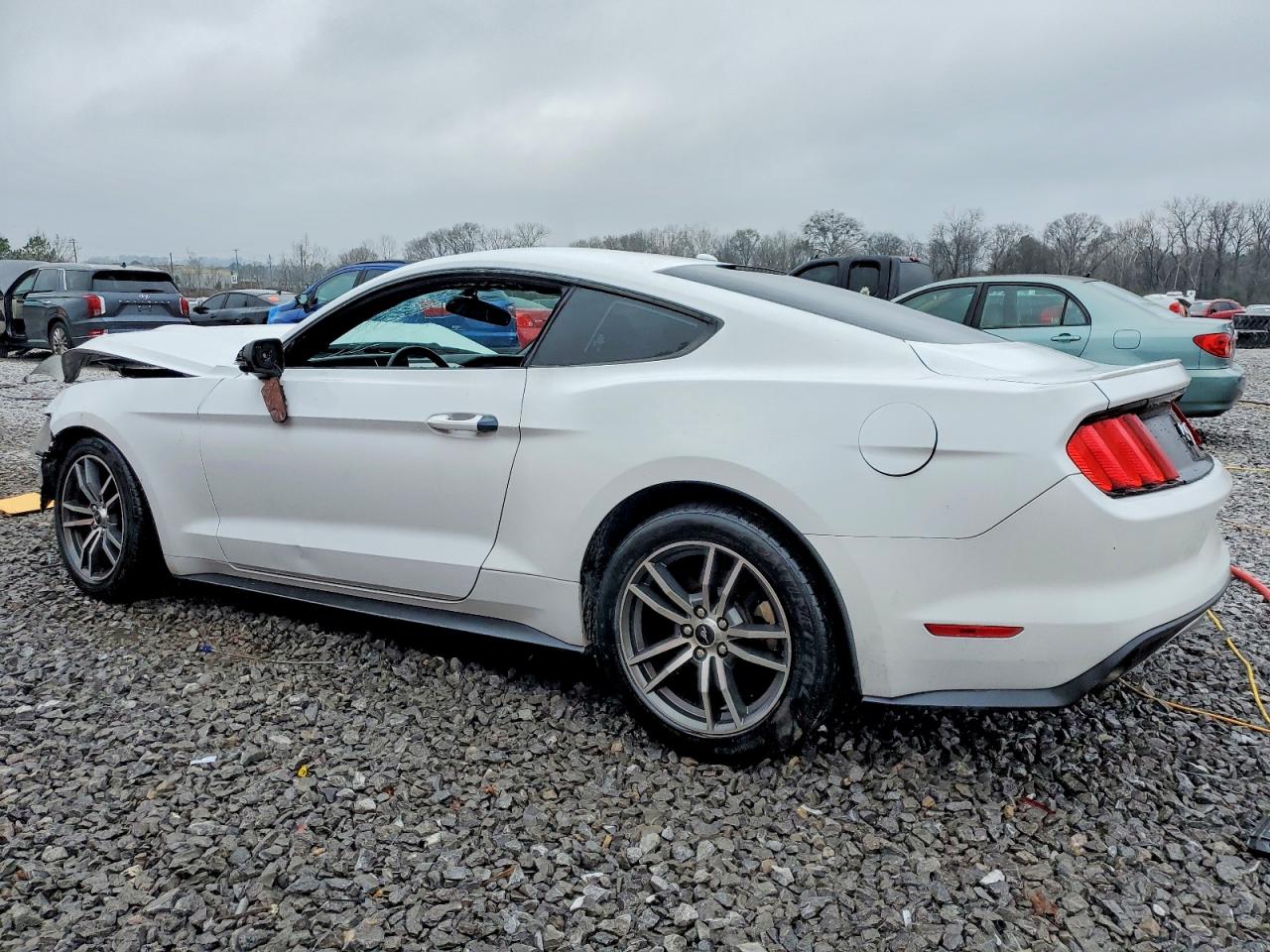 2015 FORD MUSTANG photo 2