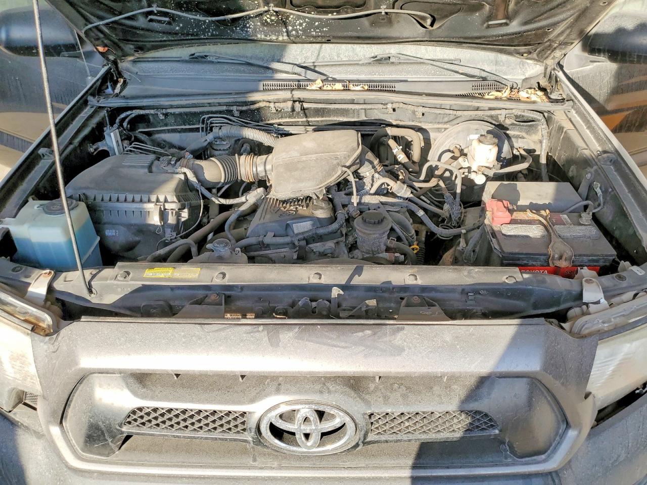 2013 TOYOTA TACOMA photo 11