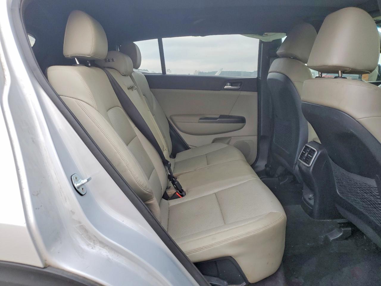2020 KIA SPORTAGE S photo 11