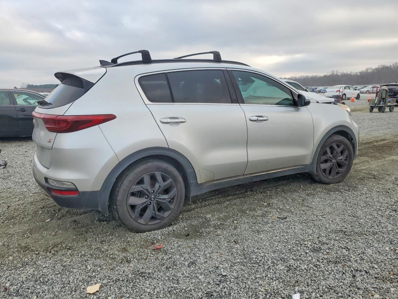 2020 KIA SPORTAGE S photo 3