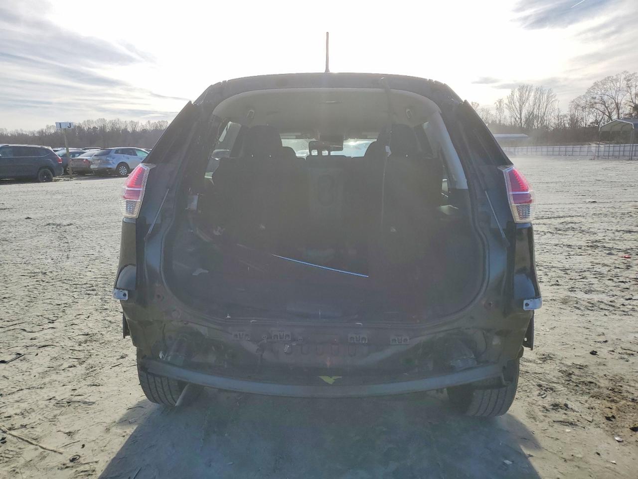 2016 NISSAN ROGUE S photo 6