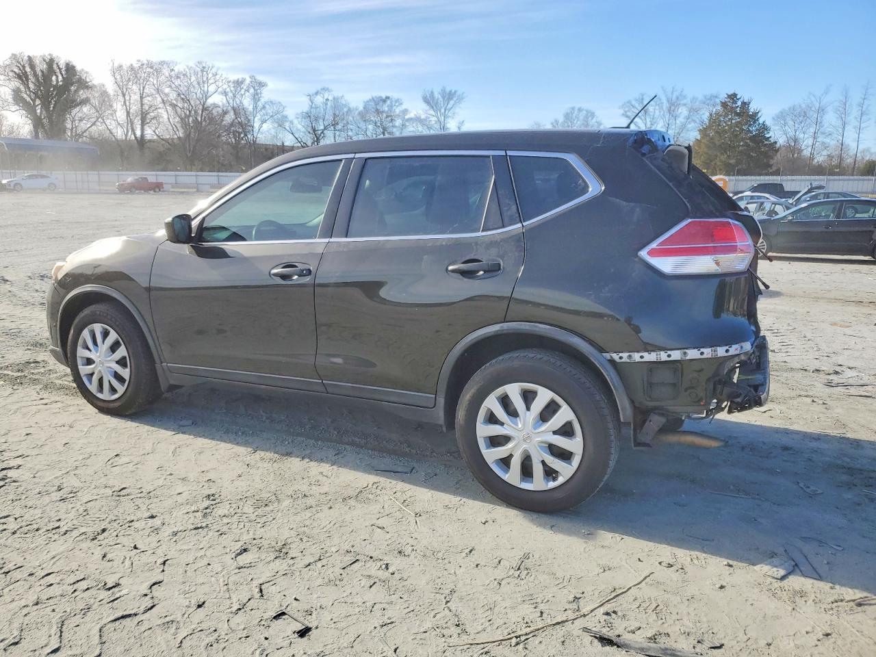 2016 NISSAN ROGUE S photo 2