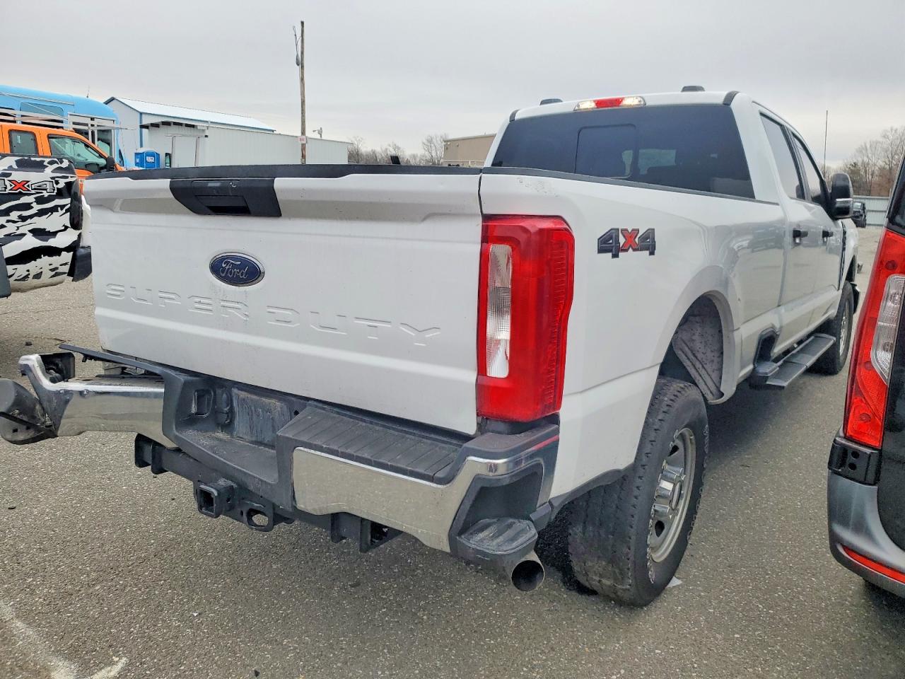 2023 FORD F350 SUPER DUTY photo 7