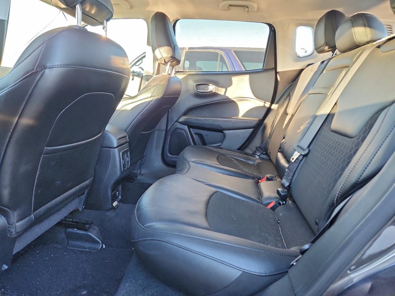 2019 JEEP COMPASS LATITUDE photo 11