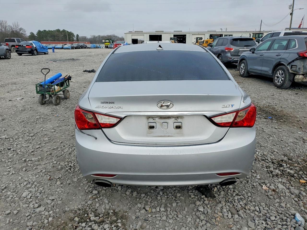 2011 HYUNDAI SONATA SE photo 6