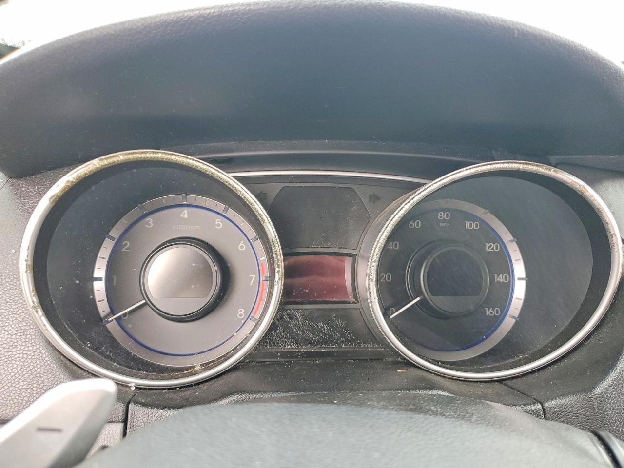 2011 HYUNDAI SONATA SE photo 9