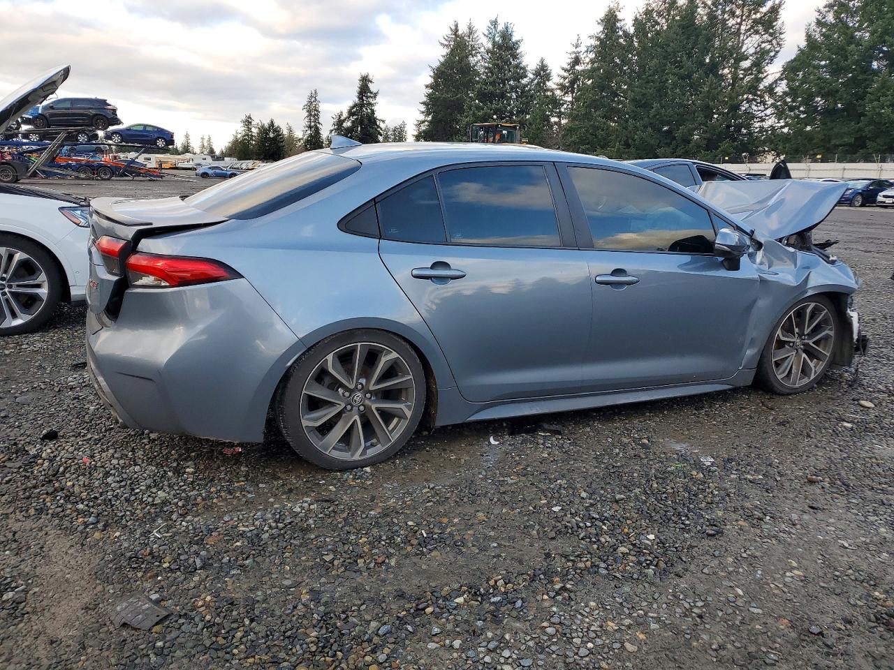 2021 TOYOTA COROLLA XSE photo 3