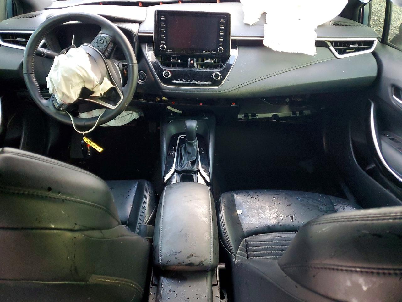 2021 TOYOTA COROLLA XSE photo 8