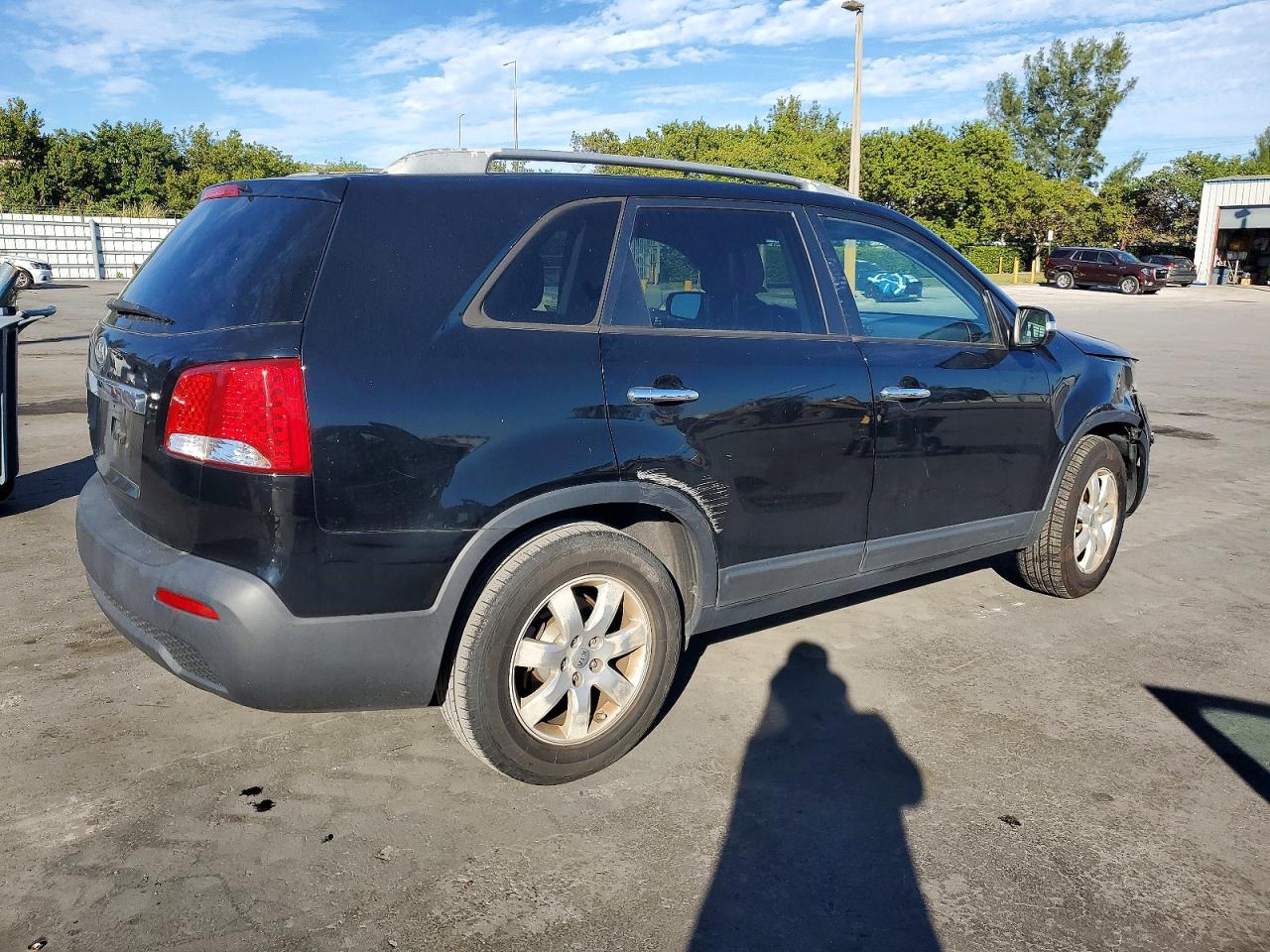2012 KIA SORENTO BASE photo 3