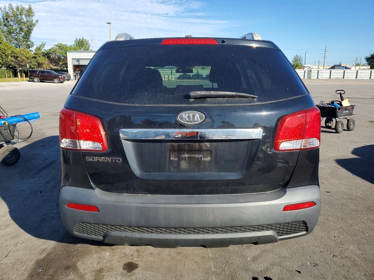 2012 KIA SORENTO BASE photo 6