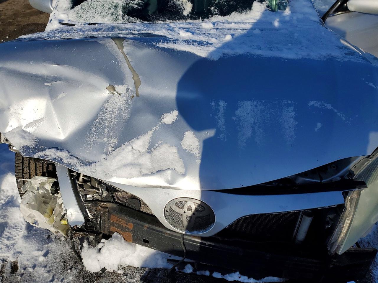 2010 TOYOTA CAMRY BASE photo 11