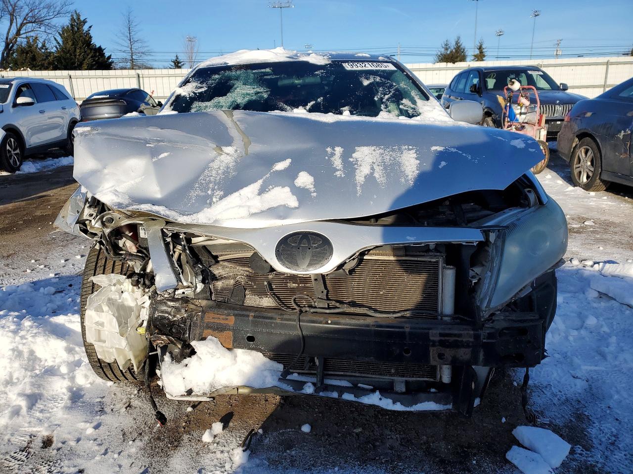 2010 TOYOTA CAMRY BASE photo 5