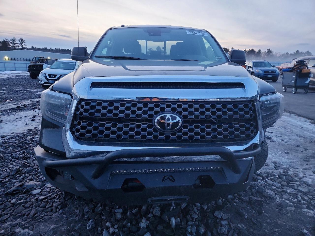 2018 TOYOTA TUNDRA DOUBLE CAB SR photo 5
