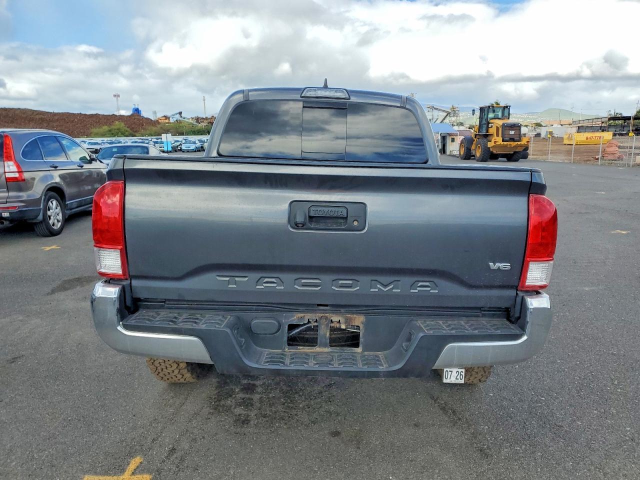 2017 TOYOTA TACOMA DOUBLE CAB photo 6