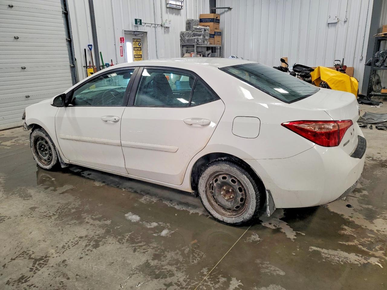 2018 TOYOTA COROLLA L photo 2