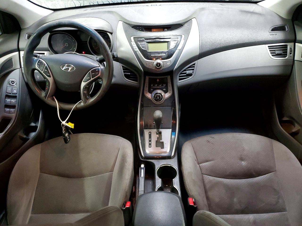 2013 HYUNDAI ELANTRA GLS photo 8