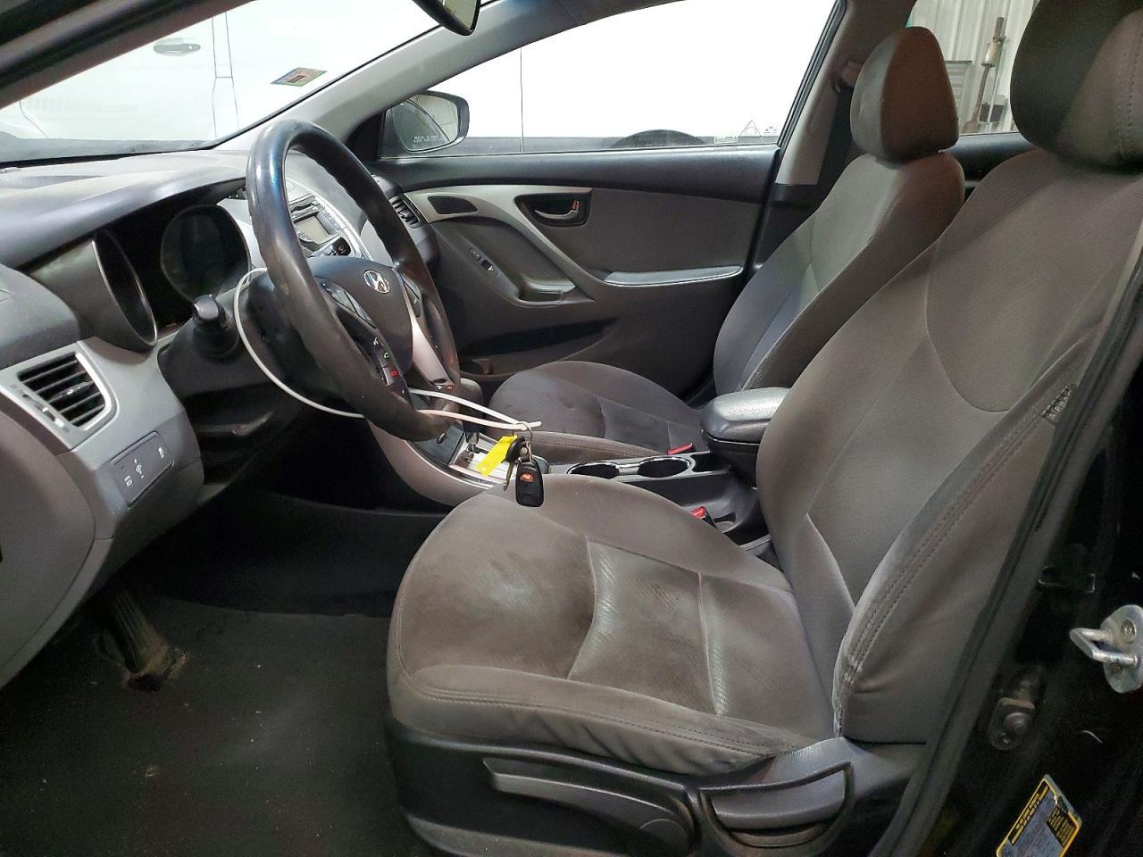 2013 HYUNDAI ELANTRA GLS photo 7