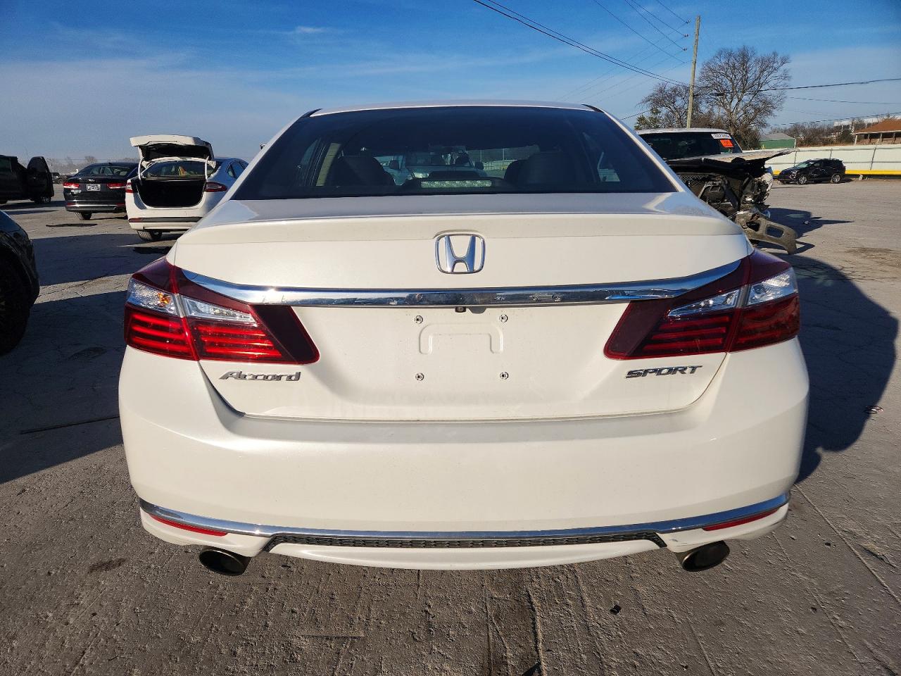 2017 HONDA ACCORD SPORT photo 16