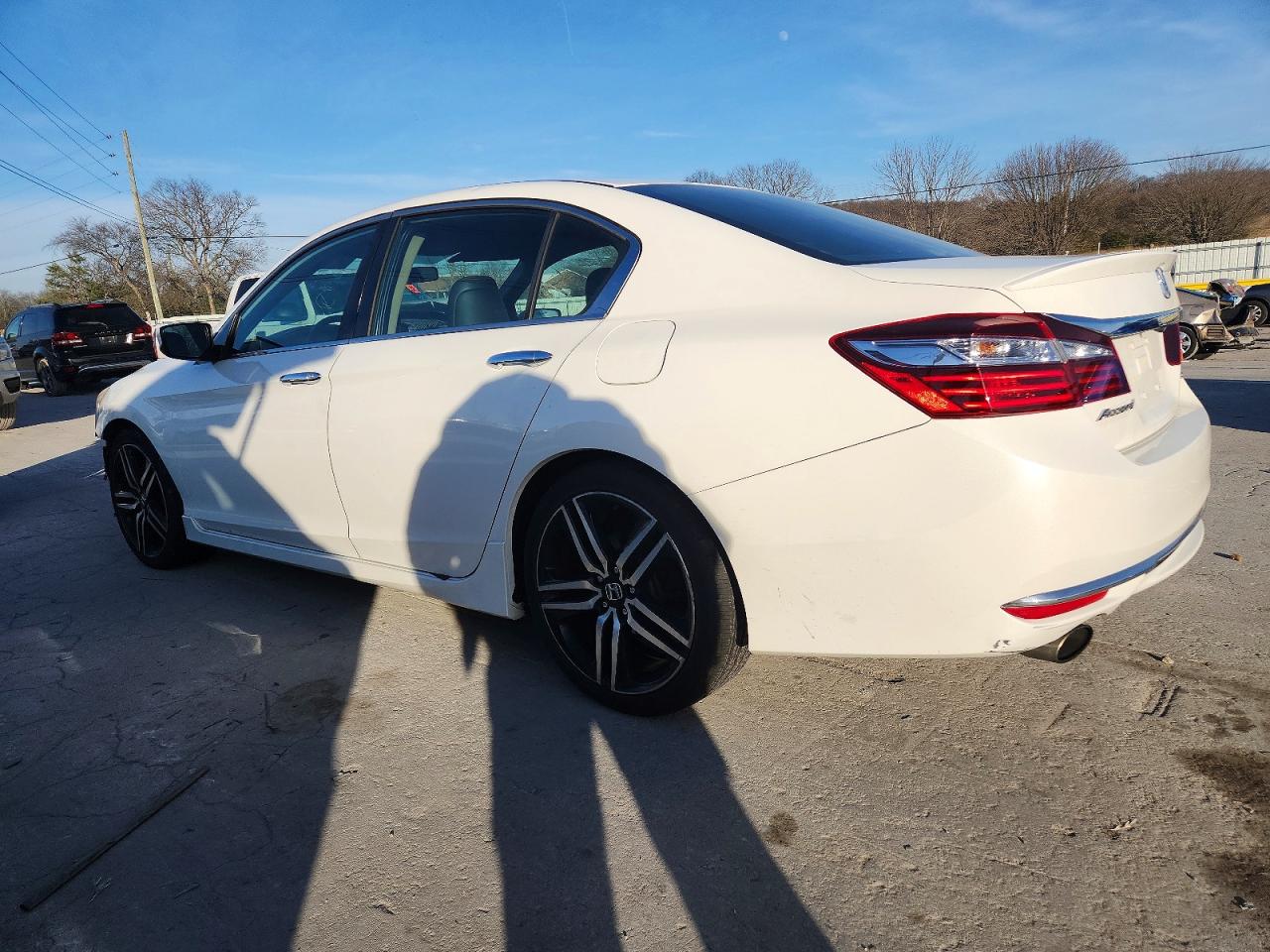 2017 HONDA ACCORD SPORT photo 4