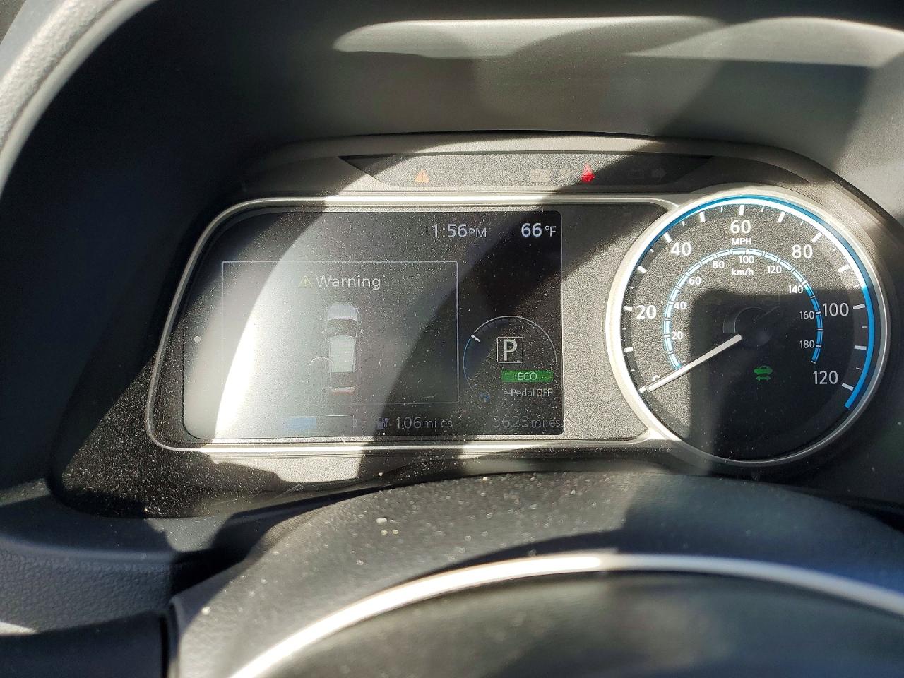2025 NISSAN LEAF SV PLUS photo 9