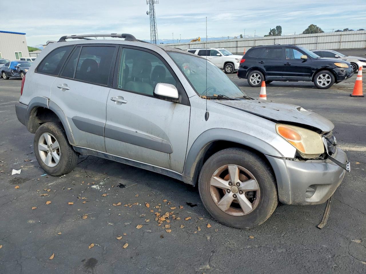 2004 TOYOTA RAV4 photo 4