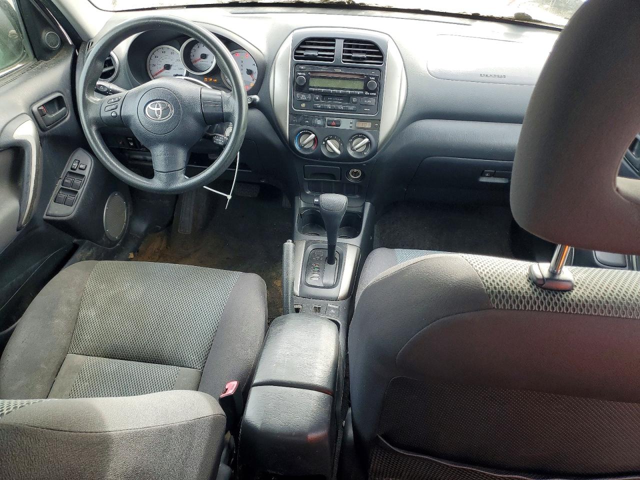 2004 TOYOTA RAV4 photo 8