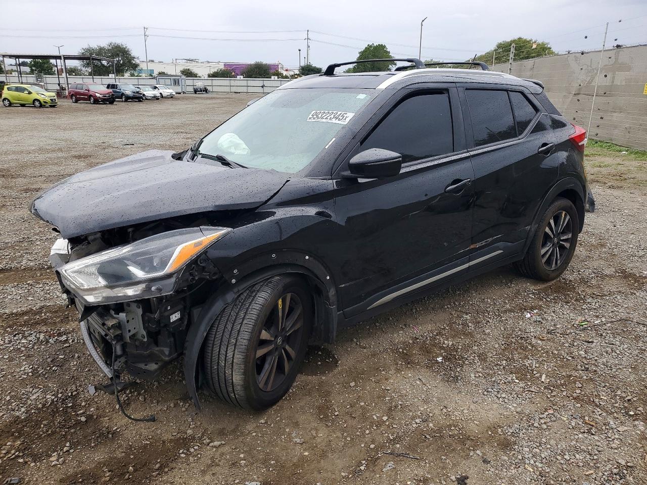 2019 NISSAN KICKS