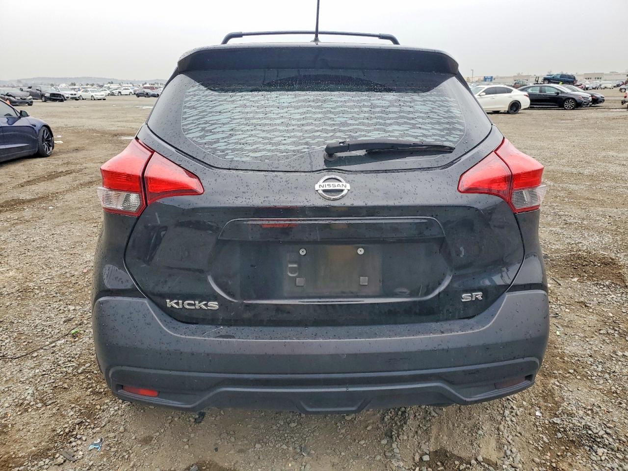 2019 NISSAN KICKS S photo 6