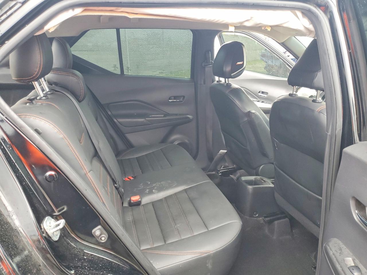 2019 NISSAN KICKS S photo 10