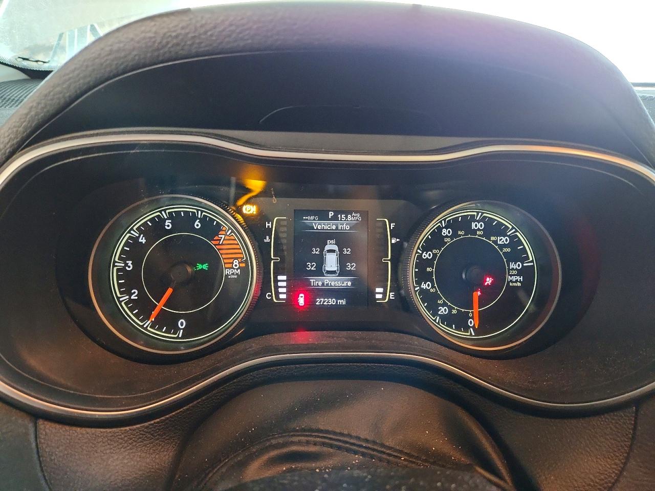 2022 JEEP CHEROKEE LATITUDE photo 9