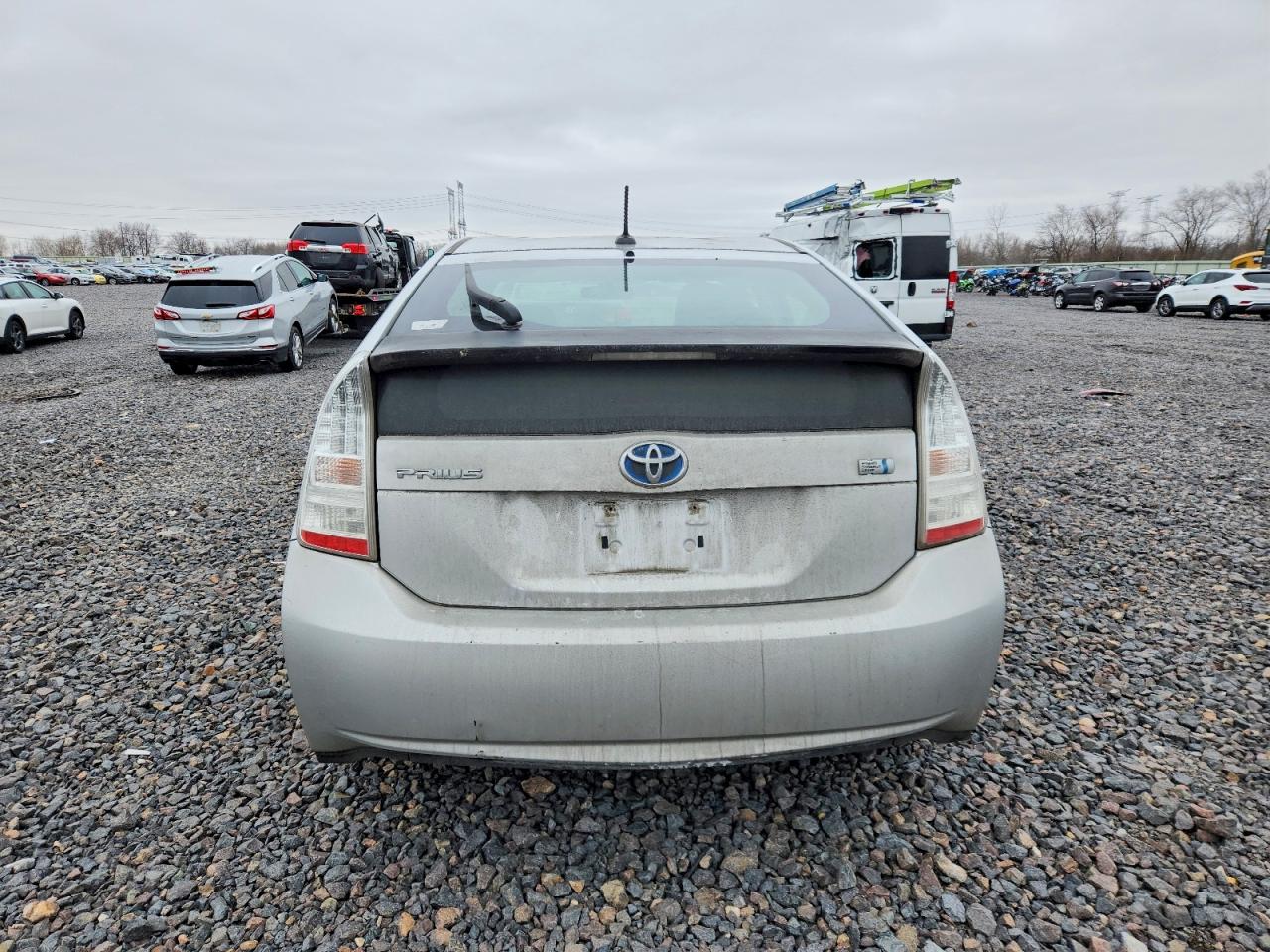 2010 TOYOTA PRIUS photo 16