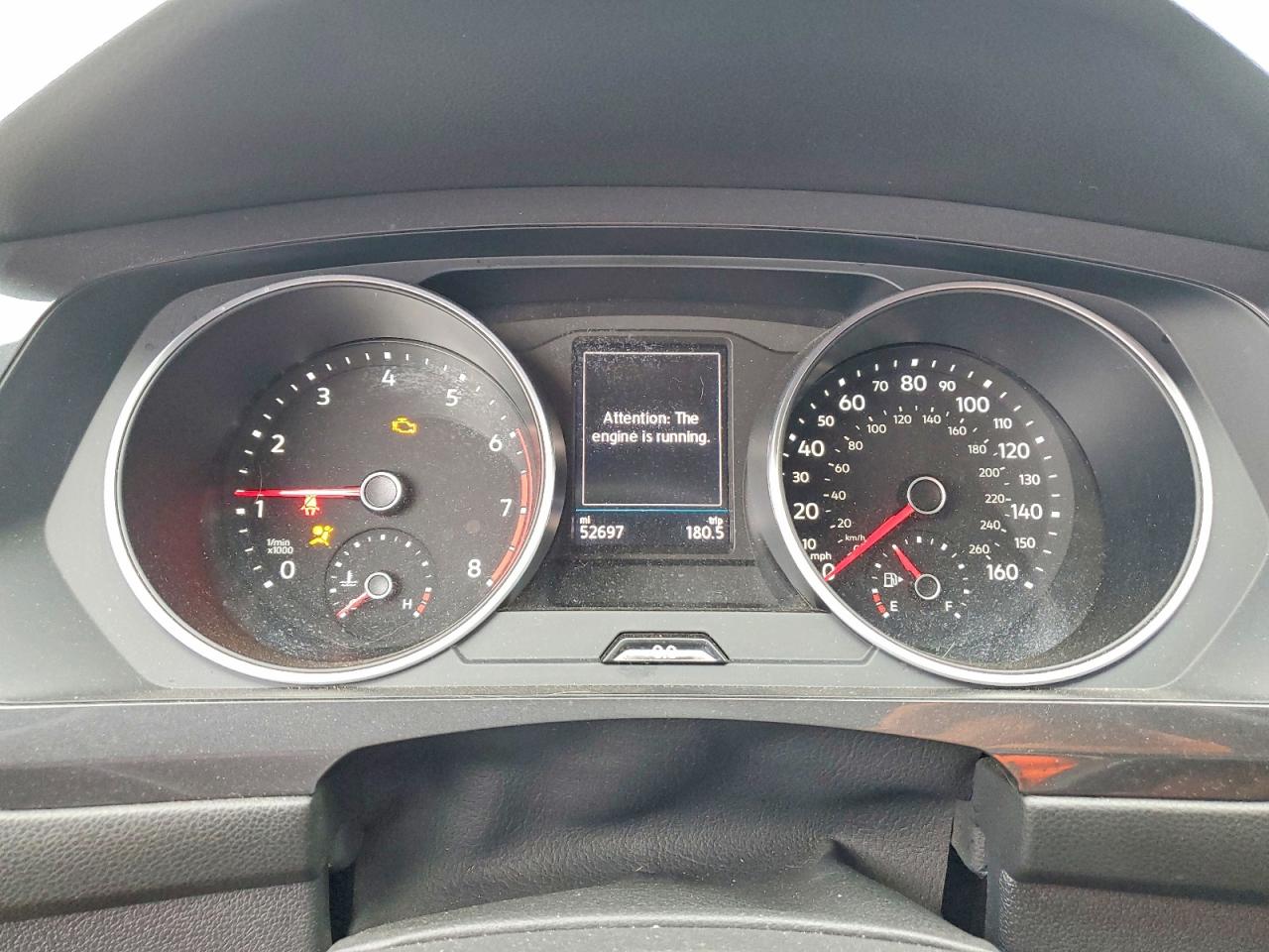 2021 VOLKSWAGEN TIGUAN SE photo 9