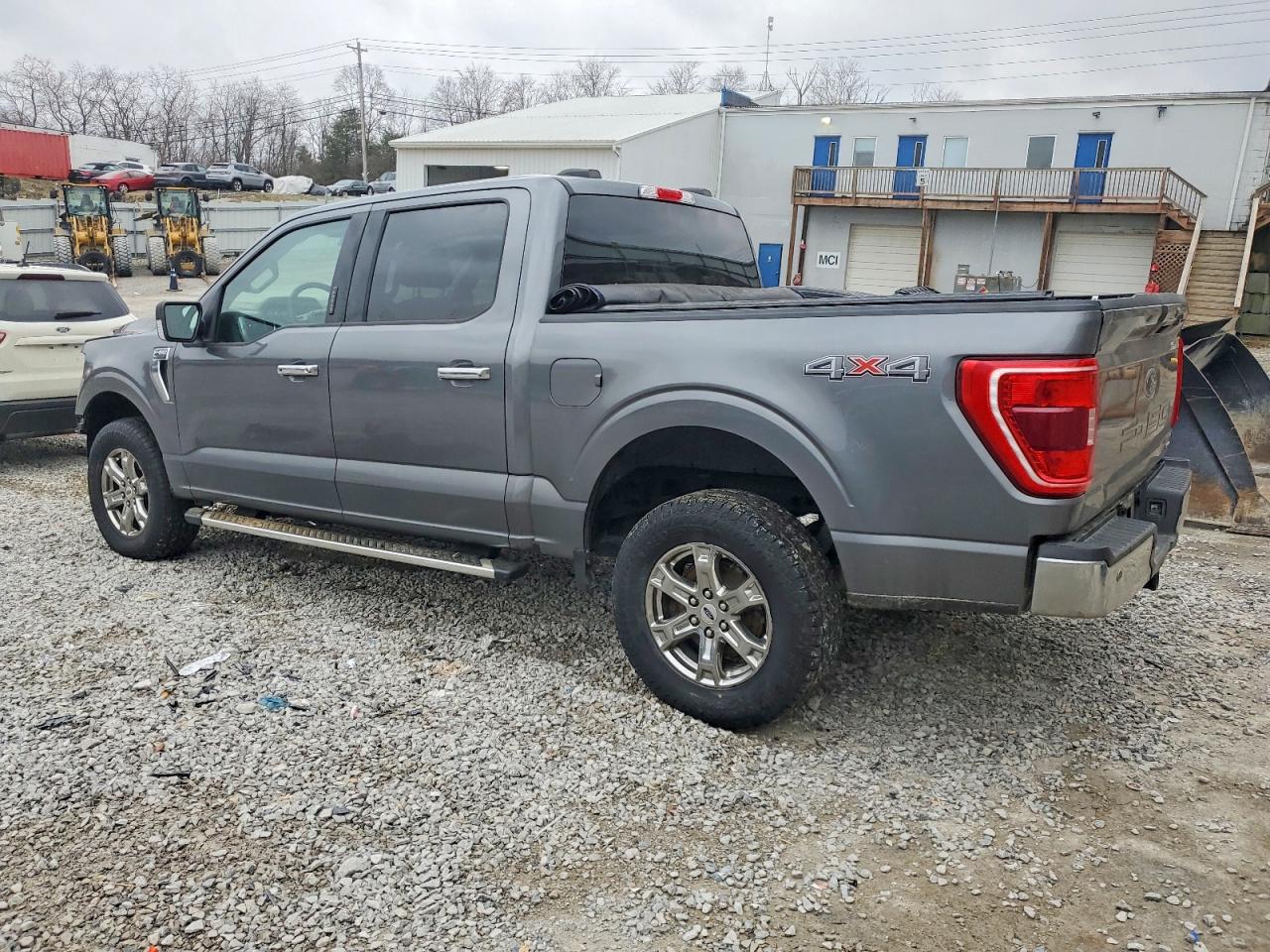 2022 FORD F150 SUPERCREW photo 2