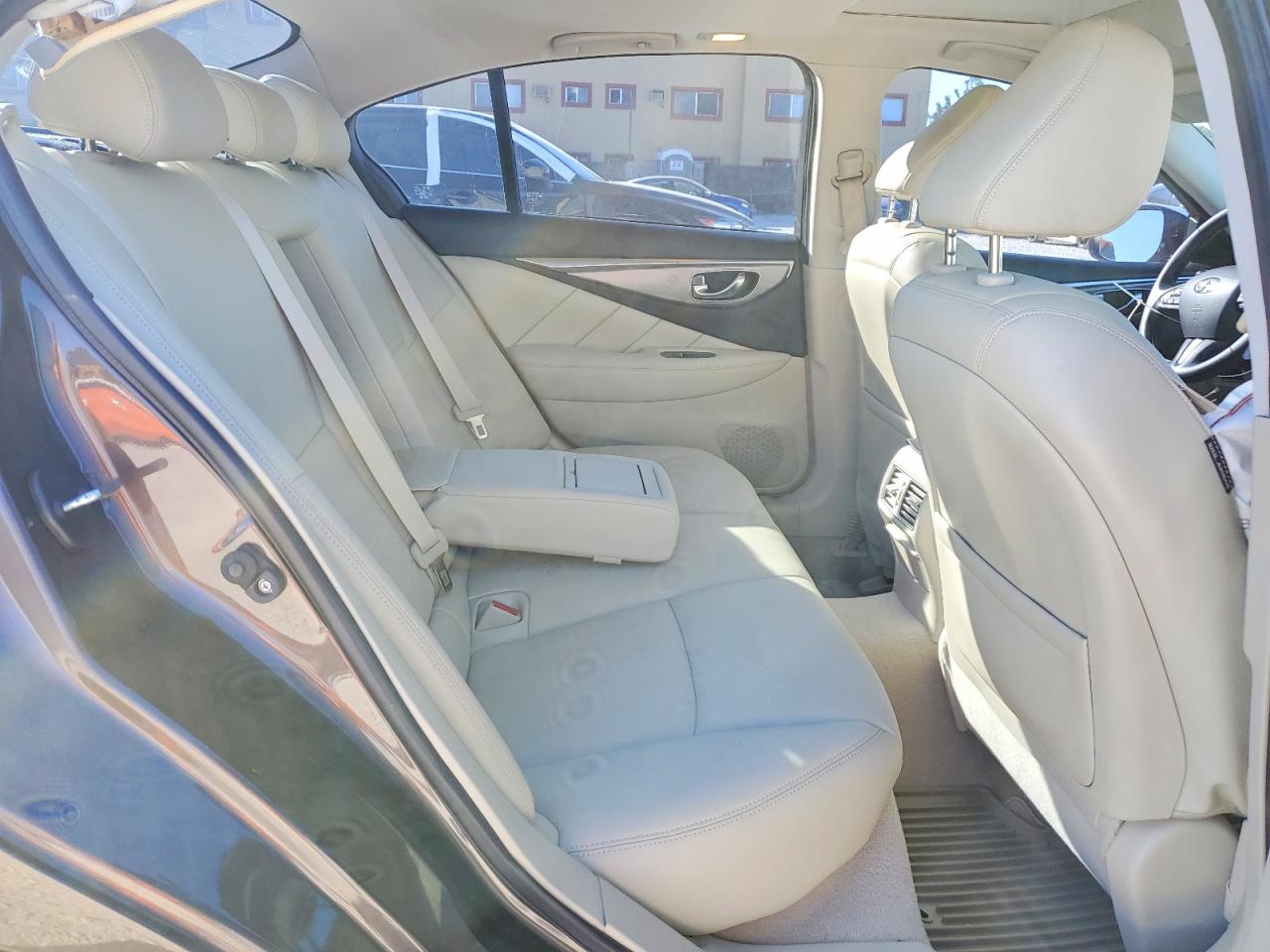 2015 INFINITI Q50 PREMIUM photo 10