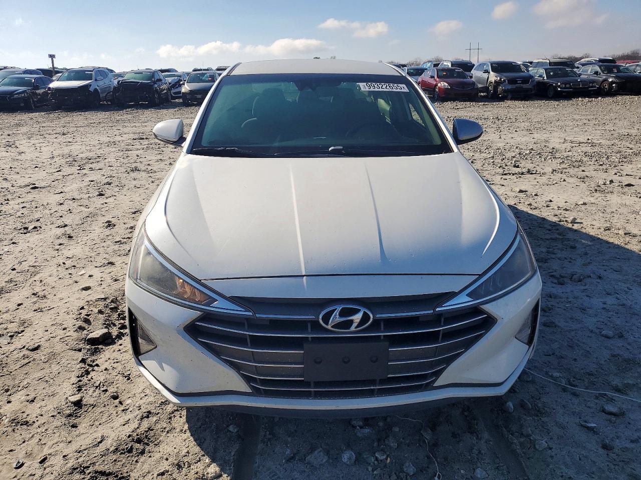 2020 HYUNDAI ELANTRA SEL photo 5