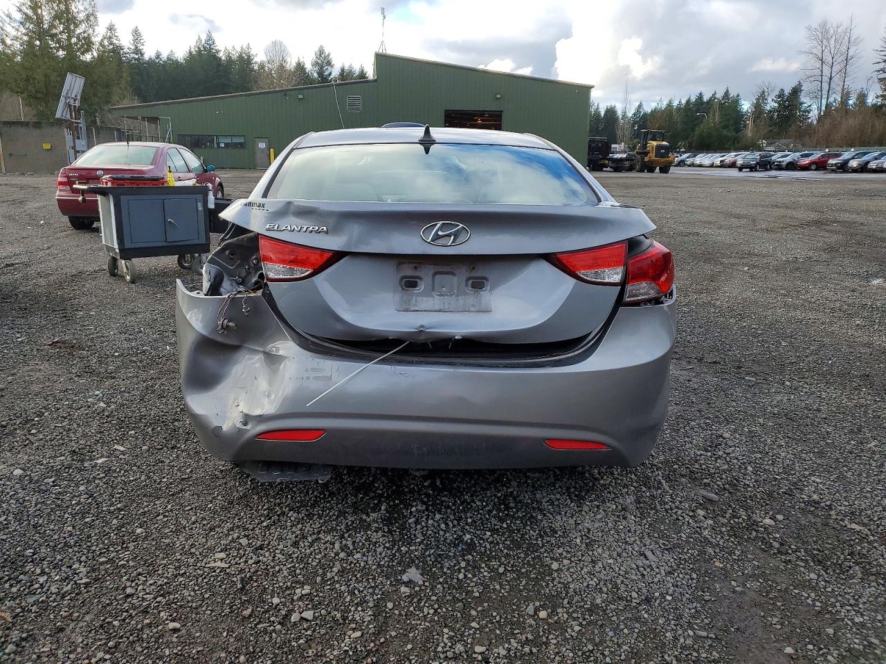 2013 HYUNDAI ELANTRA GLS photo 6