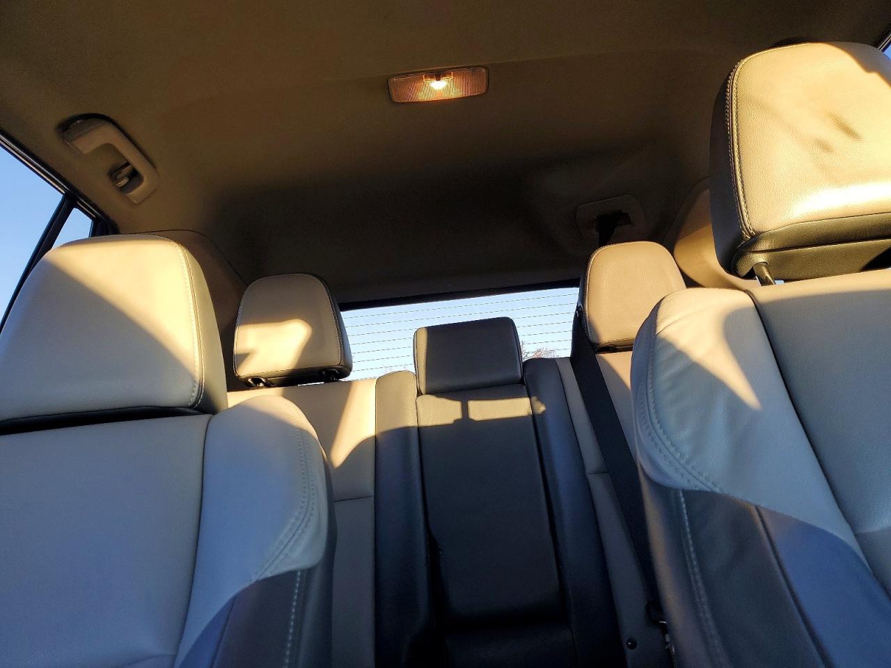 2014 TOYOTA RAV4 LIMITED photo 10