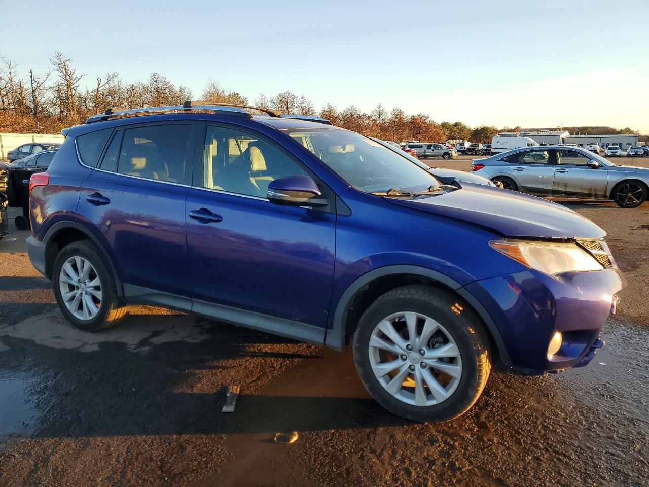 2014 TOYOTA RAV4 LIMITED photo 4