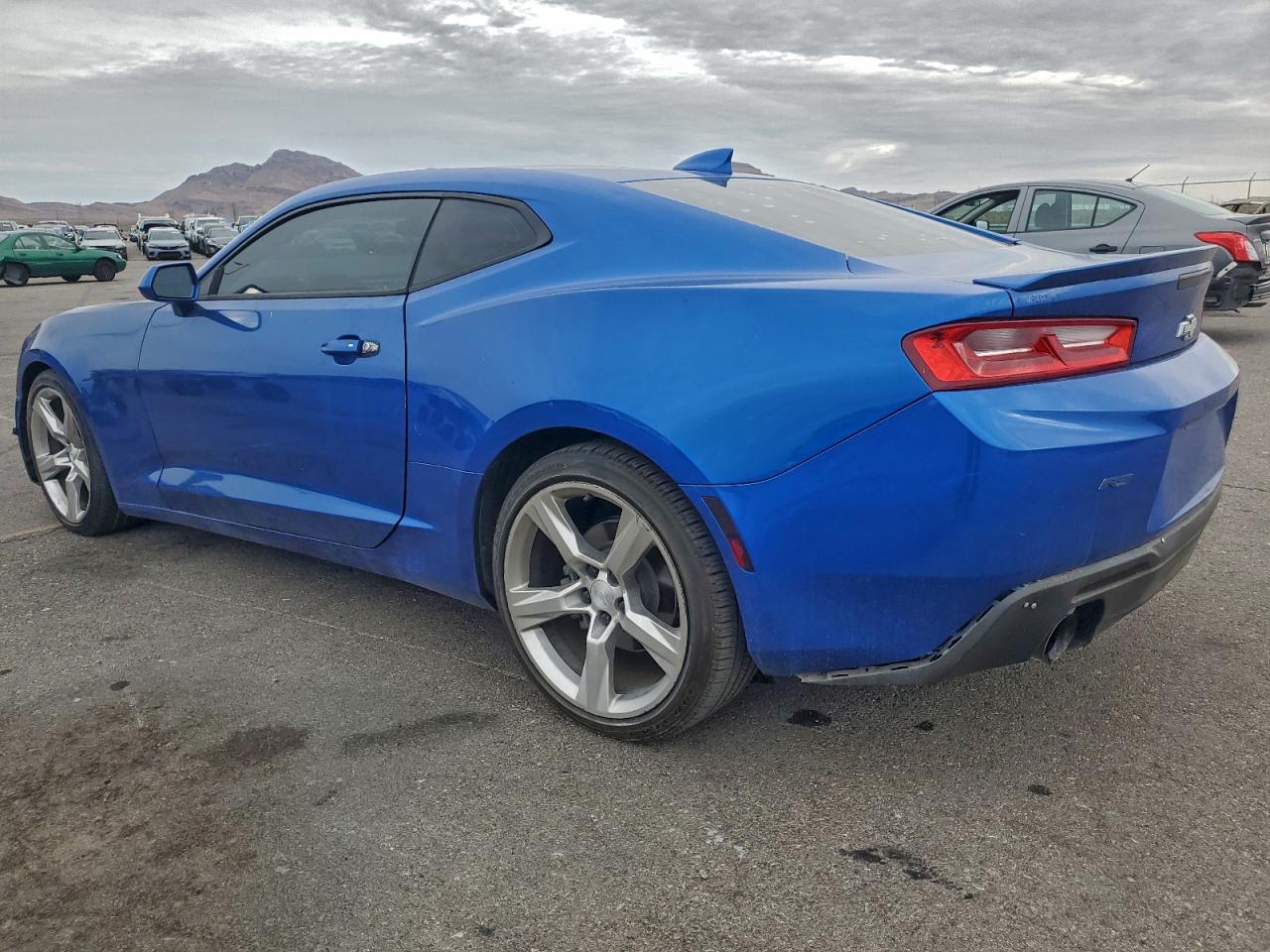 2016 CHEVROLET CAMARO LT photo 2