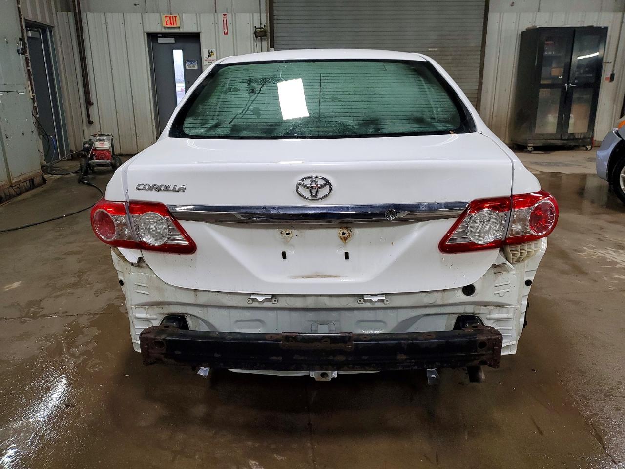 2011 TOYOTA COROLLA BASE photo 6